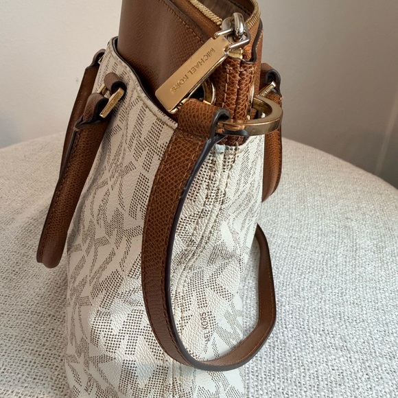 Michael Kors Signature PVC Leather Satchel Bag Brown MK Logo Shoulder Crossbody - Picture 5 of 11